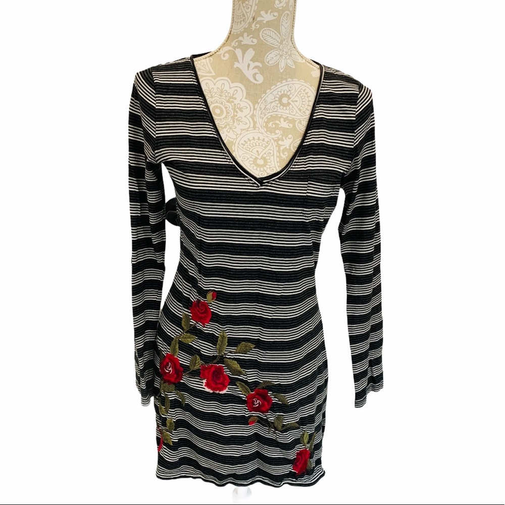 Johnny Was V neck Long Sleeve Tunic Dress SM - Picture 1 of 6
